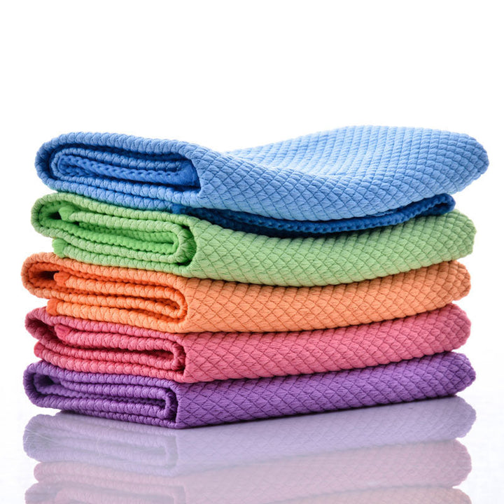 "5-pack mikrofiberrengöringsdukar i olika färger, 30x40 cm, stark vattenabsorption för skinande rena ytor i hemmet."