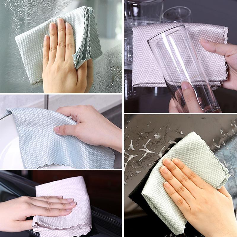 "5-pack mikrofiberrengöringsdukar i olika färger, 30x40 cm, stark vattenabsorption för skinande rena ytor i hemmet."
