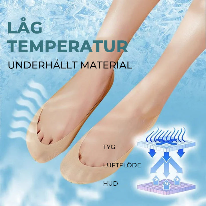 Andningsbara silkesstrumpor för sommar, ljus beige färg med silikonhälgrepp, svala och antibakteriella för optimal komfort.