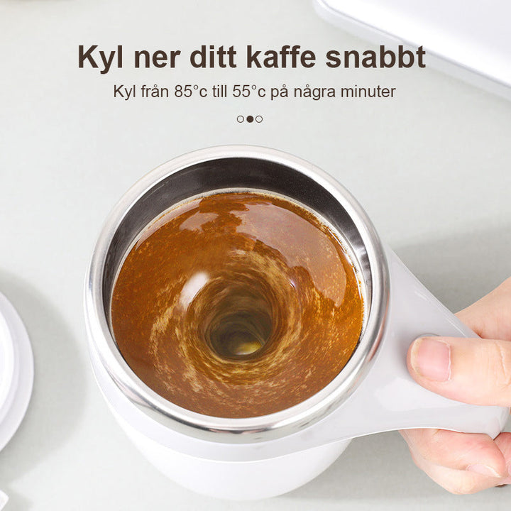 "Automatisk rörande kaffemugg i rostfritt stål, vit och kaffe färg, med knapp för enkel omrörning, perfekt för alla drycker."