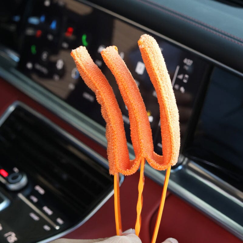 "Avtagbar dammborste i mikrofiber med dubbelt borsthuvud, perfekt för trånga utrymmen och enkel att tvätta."