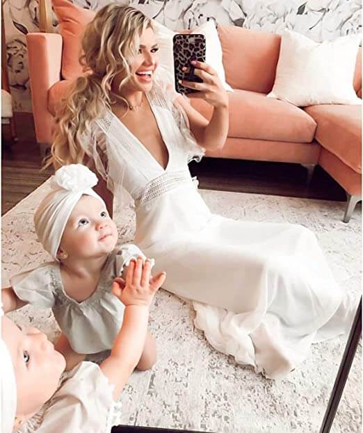 Vit baby turbanmössa med volangtopp, bomull hatt för bebis, presenttips för nyfödd.