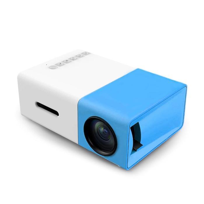 "Bärbar HD-projektor med kompakt design, svart färg, visad framifrån med HDMI och USB-portar"