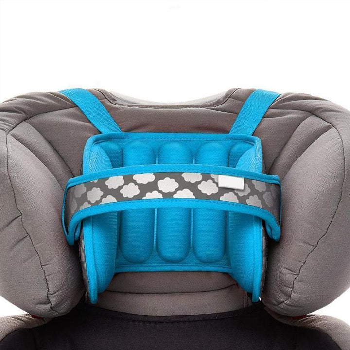 "Bekvämt barnhuvudstöd för bilbarnstol med justerbar passform, i blått mönster och grå, säker bilresa för barn."