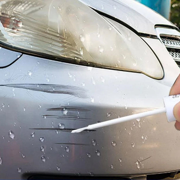 "Bil touch-up målare med multi-applikatorhuvud för enkel reparation av repor och skador på fordon, mångsidig och precis."