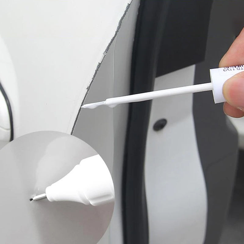 "Bil touch-up målare med multi-applikatorhuvud för enkel reparation av repor och skador på fordon, mångsidig och precis."