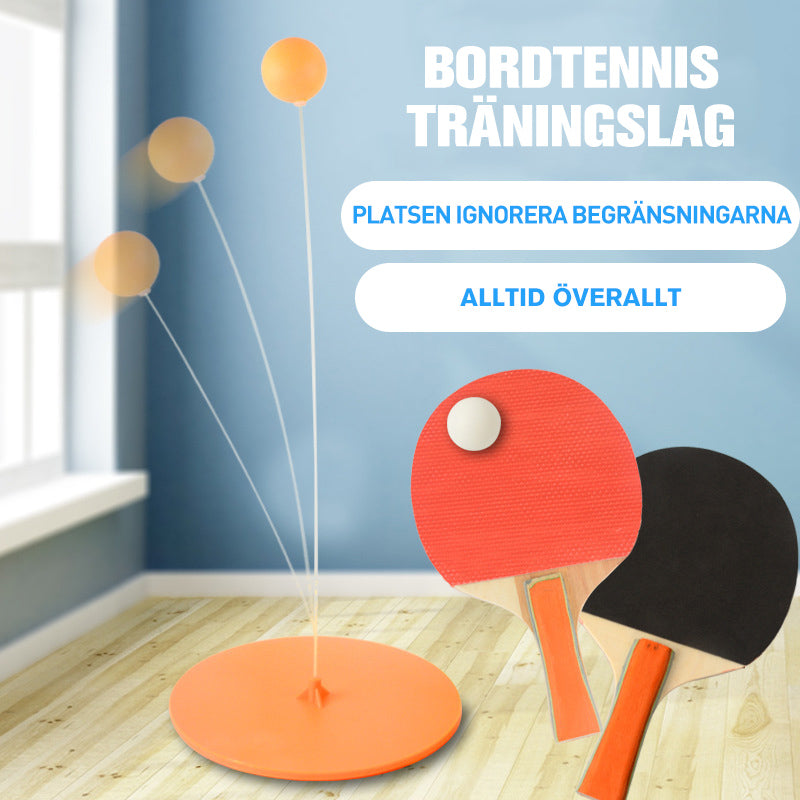 "Bordtennistränare i användning för hemmafamilj, flexibel och hållbar design, perfekt för inomhus- och utomhuslek."