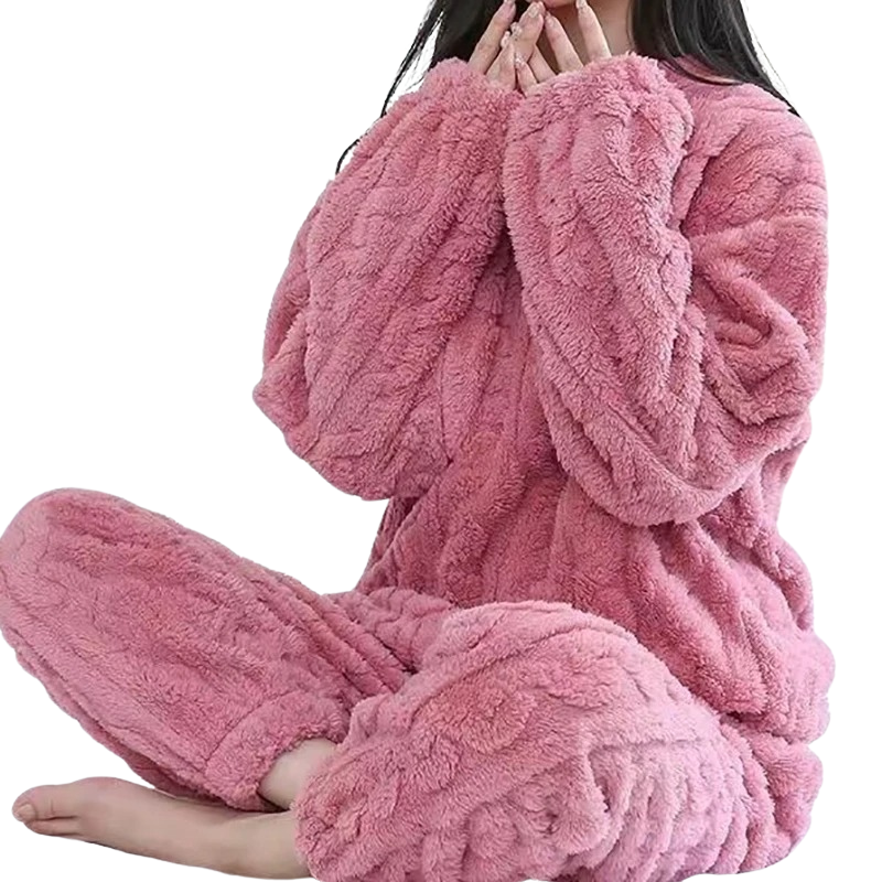 Dam pyjamasset i varm rosa fleece, bekväma myskläder för vinterkalla nätter