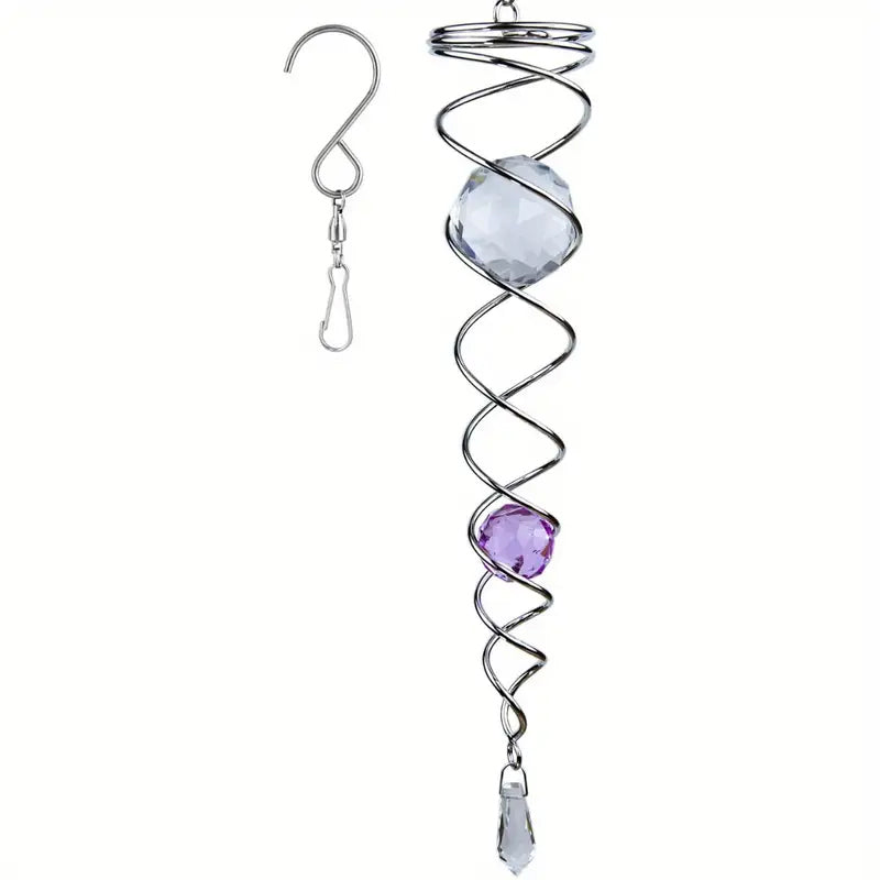 "Dekorativ spiral för hem och trädgård, elegant design, väderbeständigt material, enkel upphängning, inomhus/utomhus."
