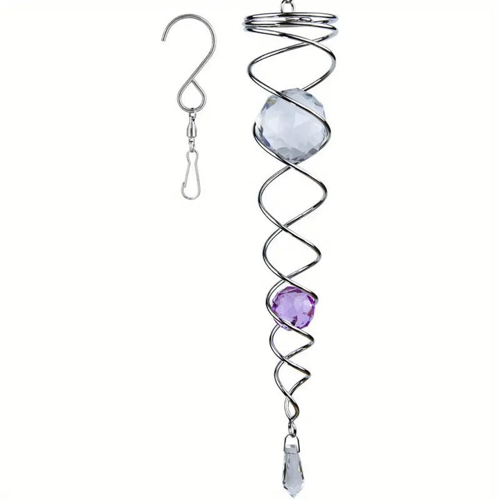 "Dekorativ spiral för hem och trädgård, elegant design, väderbeständigt material, enkel upphängning, inomhus/utomhus."