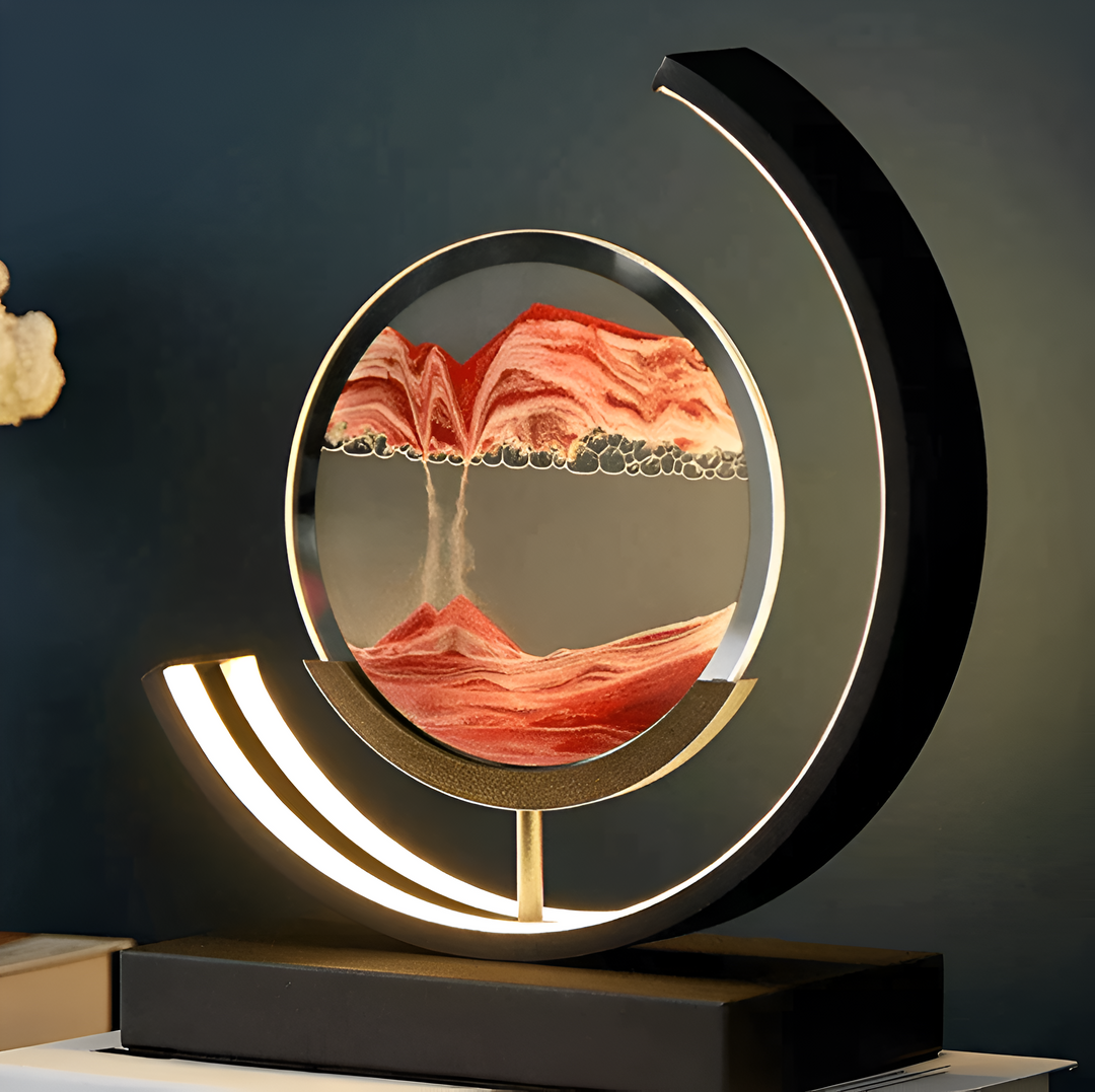 "Dimbar LED-sandlampa med fjärrkontroll, elegant design, avkopplande ljusspel, metall och glas, finns i flera färger."