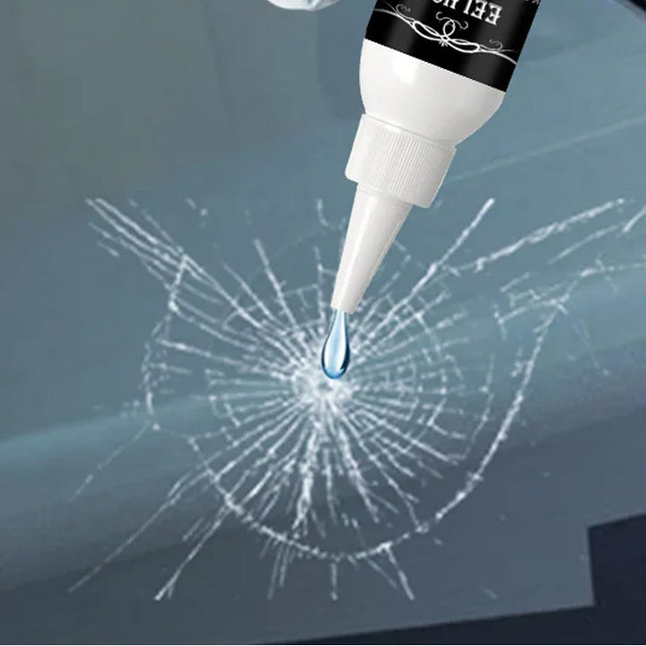 "Effektiv reparationsvätska för bilvindruta appliceras på liten spricka, eliminerar skador med enkelhet, utan extra verktyg."