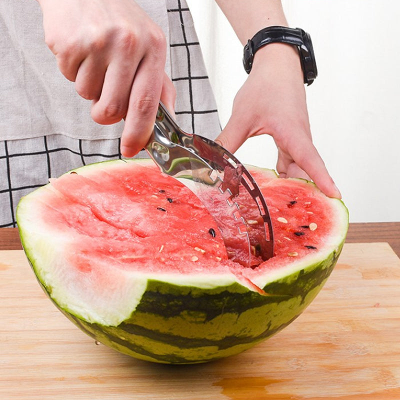 "Effektiv vattenmelonskärare i rostfritt stål och TPR, snabb och säker för kök, perfekt för melonskivor"