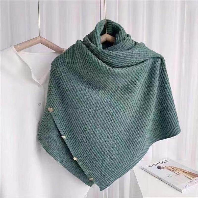 "Elegant Kashmir Pashminasjal för kvinnor i monokrom design, mjuk och lyxig med svartvita färger, perfekt accessoar."