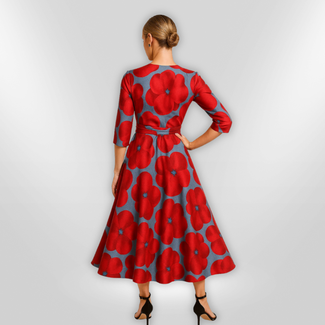 "Elegant kvinnor blommig sommarklänning, feminin stil, bekväm passform, färgglada blommor, lätt och luftigt tyg."