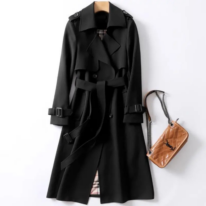 "Elegant lång trenchcoat med bälte, damjacka, visar framifrån med justerbart bälte och tidlös design för komfort och stil."