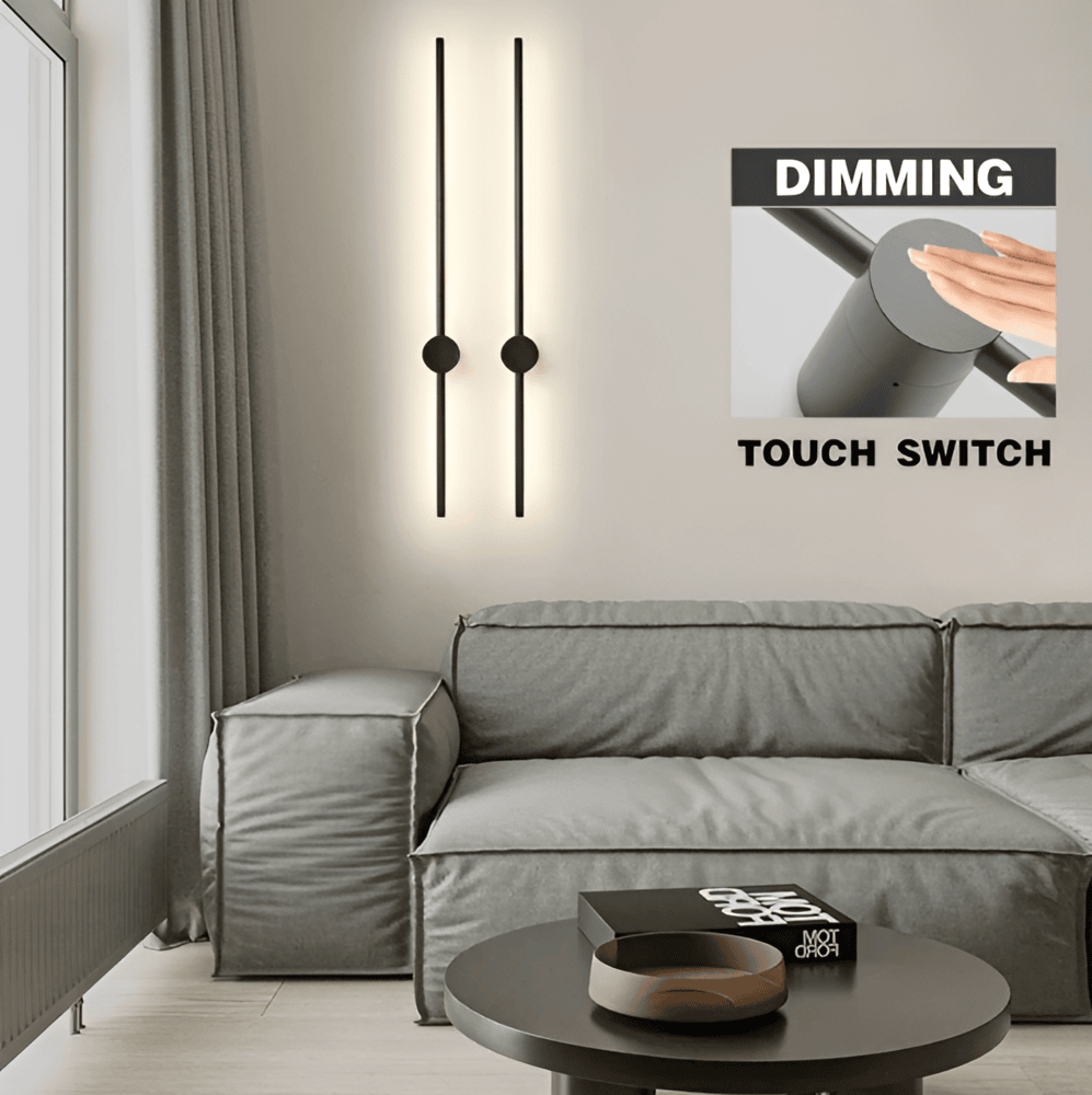 "Elegant LED vägglampa i skandinavisk design, roterbar, akryl och aluminium, idealisk för modern belysning."
