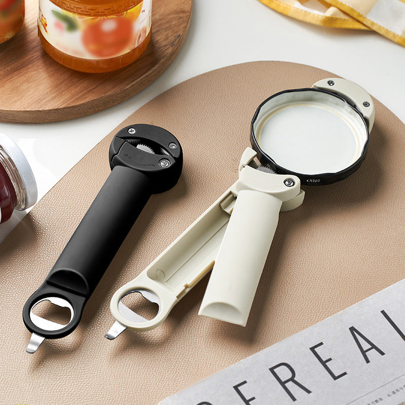 "Elegant multifunktionell flasköppnare med inbyggd magnet, ergonomiskt grepp och hållbar konstruktion i rostfritt stål."