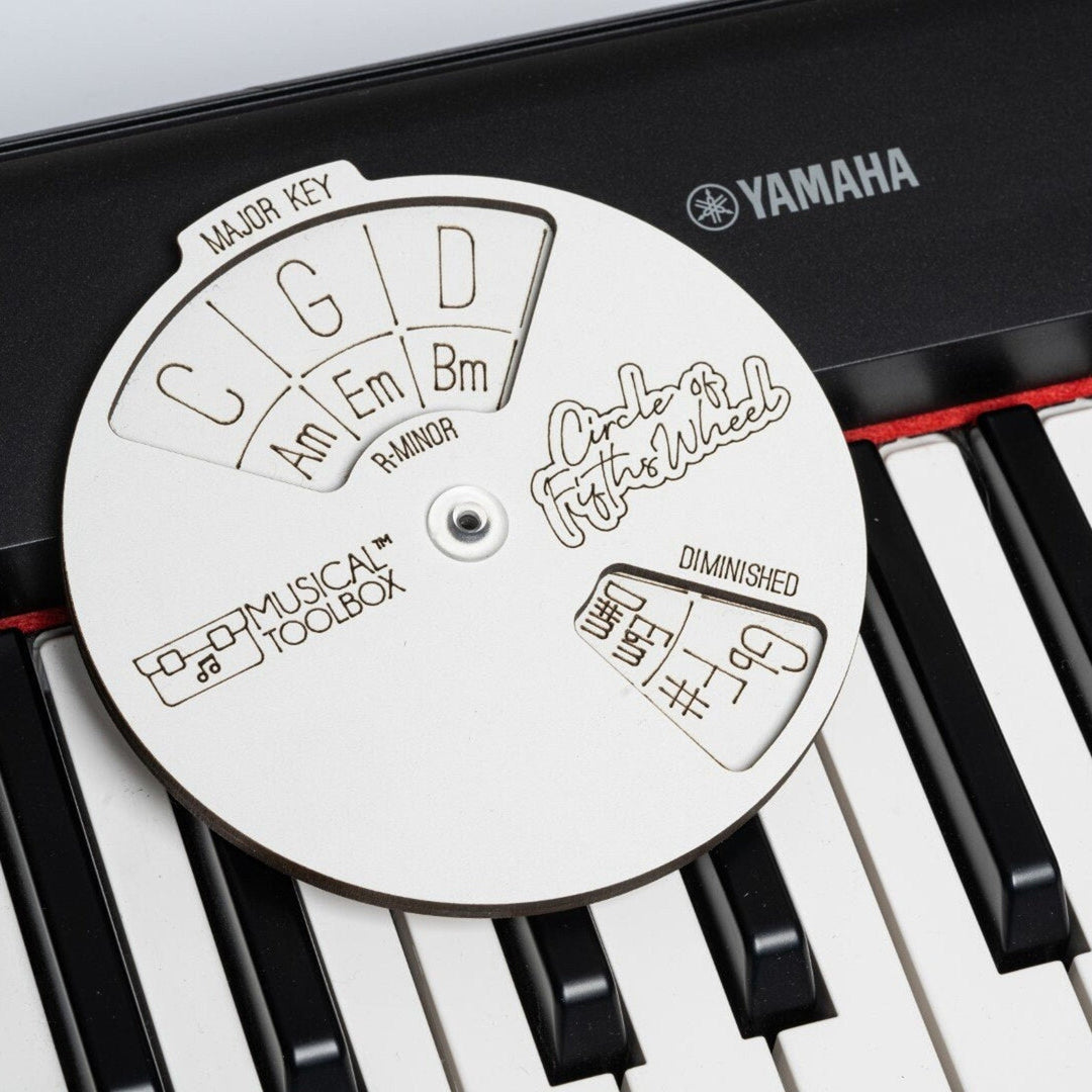 "Elegant trä melodiverktyg för musiker, justerbar i vit finish, hållbart och vackert designat för musikstudion."