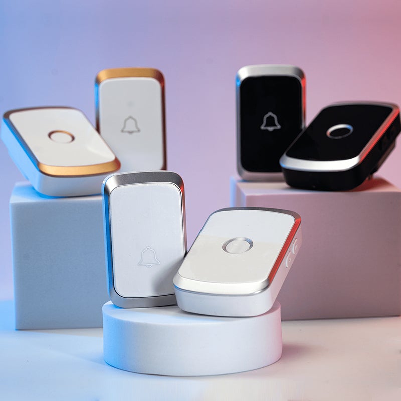 "Elegant trådlös dörrklocka i svart, guld, silver med volymkontroll. Modern design, 300m räckvidd, 36 toner."