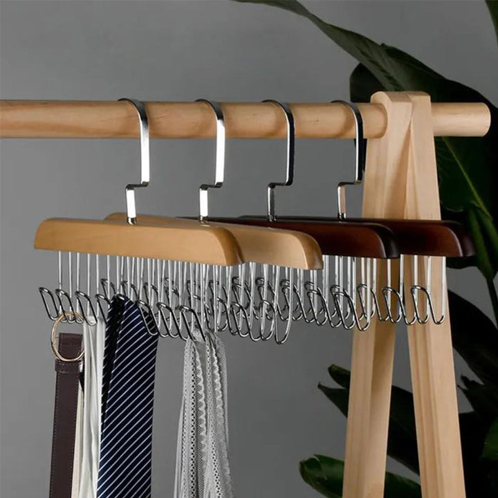 "Elegant träklädhängare med 360° rotation, anti-slip design och 8 krokar, perfekt för organiserad garderob."