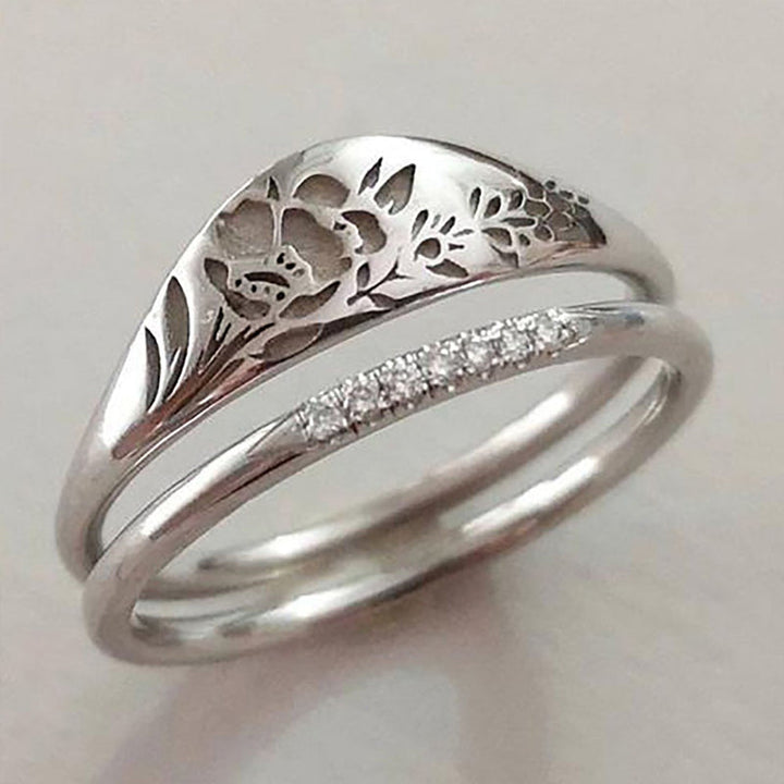 "Elegant unik lavendelring för kvinnor med guld och zirkon, perfekt som romantisk accessoar för speciella tillfällen."