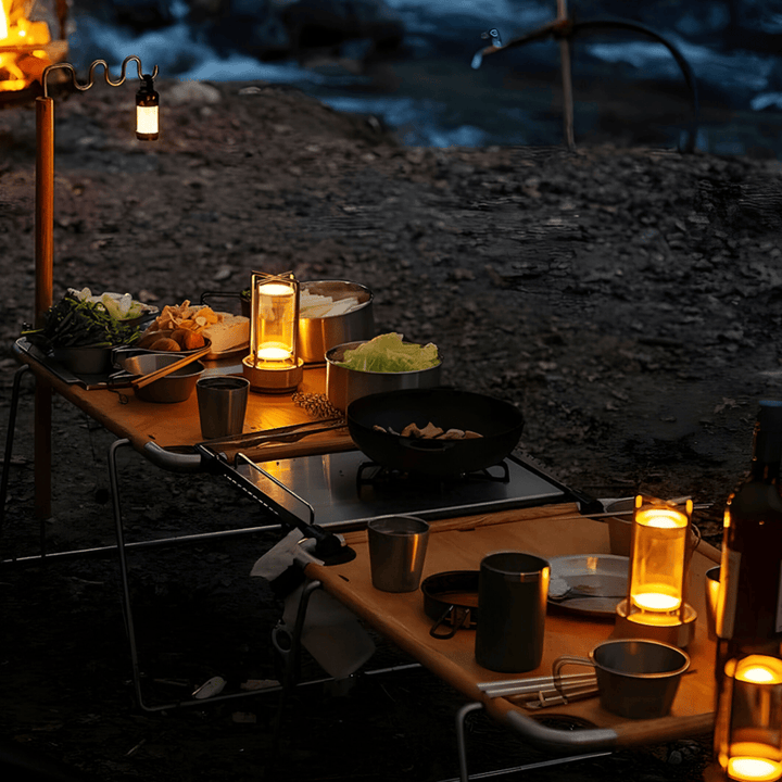 "Elegant vattentät bordslampa i metall med modern design, bärbar och dimbar, idealisk för inomhus- och utomhusbruk."