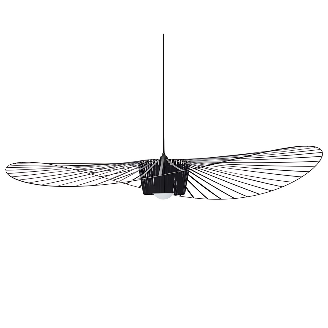 "Elegant Vertigo taklampa med slokhattdesign, modern stil i metall och glasfiber för hemmet."
