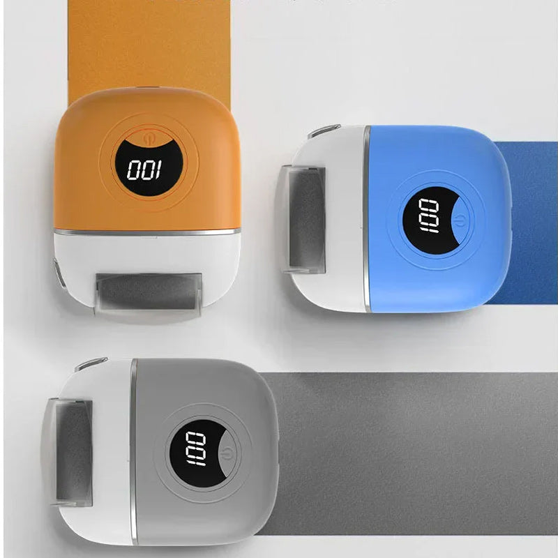 "Elektrisk fotslip med LCD-skärm, ergonomisk design, perfekt för att ta bort förhårdnader och vårda fötternas hälsa."