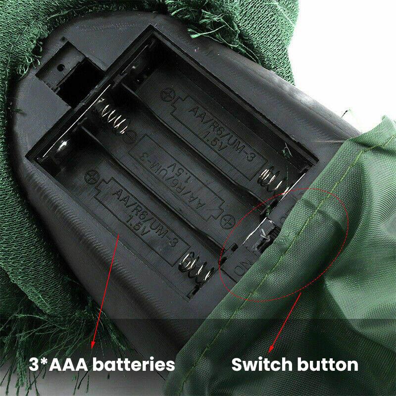 "Elektrisk roterande julgran dekoration med stilrena detaljer, levande ljus och musik, placerad på bord eller fönsterbräda."