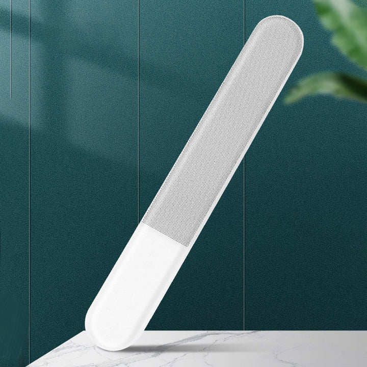 "Ergonomisk silver sned nagelklippare i rostfritt stål, stilrent och skarpt verktyg för perfekt nagelvård."