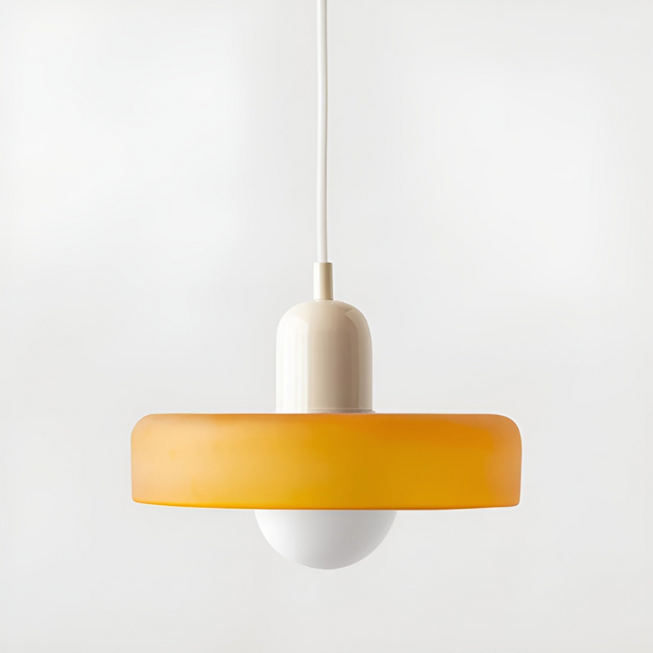 "Färgglad justerbar taklampa i glas, modern design med eleganta linjer och levande färger för stilfull belysning."
