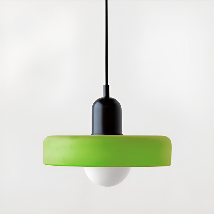 "Färgglad justerbar taklampa i glas, modern design med eleganta linjer och levande färger för stilfull belysning."
