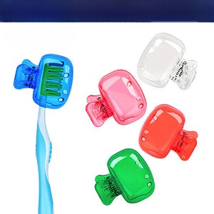 "Färgglad plasttandborstskyddshylsa, set med fem olika färger: transparent, blå, röd, grön, rosa. Idealisk för resor."