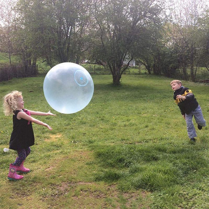 "Färgglad uppblåsbar Bubble Ball för barn, perfekt för utomhuslek. Tillverkad av hållbart material, finns i rosa, grön och bl
