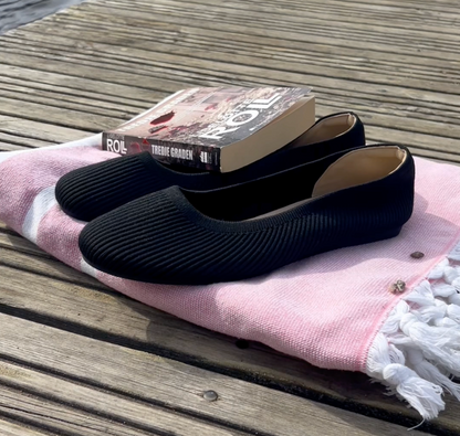 "Flera färger ballerina dam skor, elegant design, bekväma, olika storlekar, idealiska för vardag och speciella tillfällen."