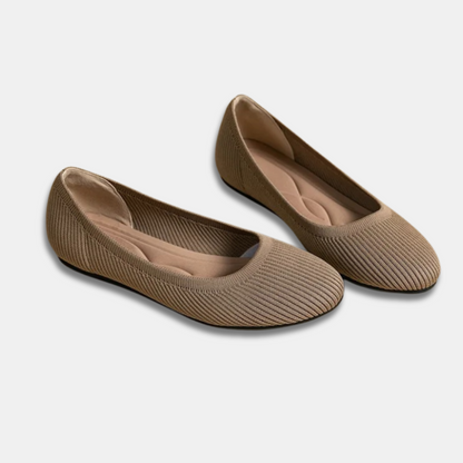 "Flera färger ballerina dam skor, elegant design, bekväma, olika storlekar, idealiska för vardag och speciella tillfällen."