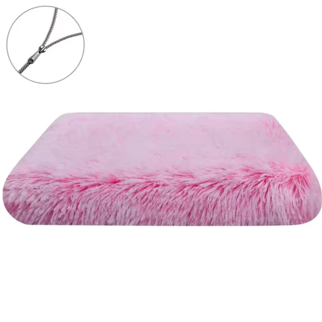 "Fluffig hundbädd i vit, rose eller brun för optimal vila, storlekar S till XXL, passar heminredning och alla hundar."