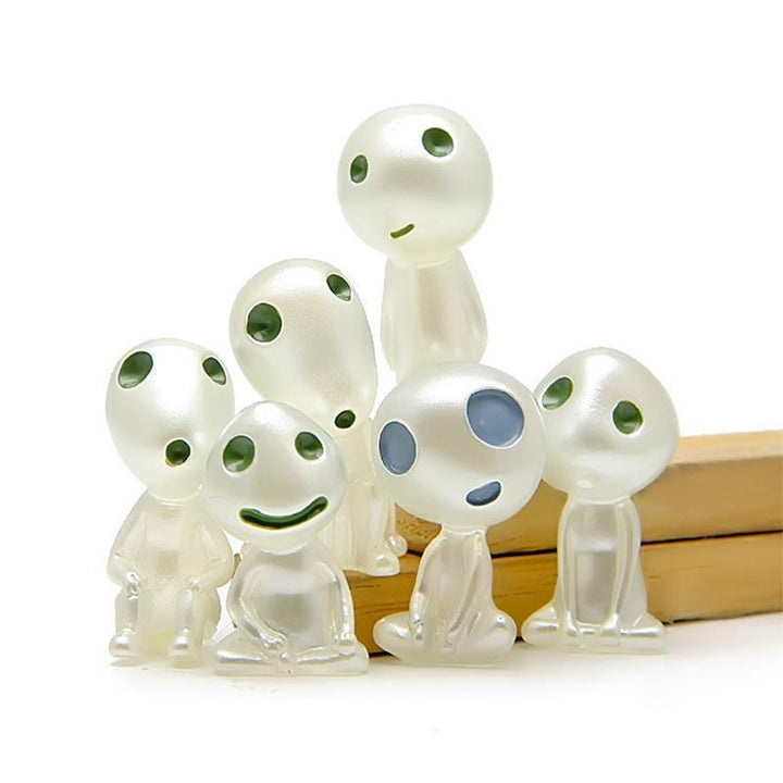 "Fosforescerande skogälvor trädgårdsdekor för barn, lysande i mörkret, charmig design med inspiration från anime."