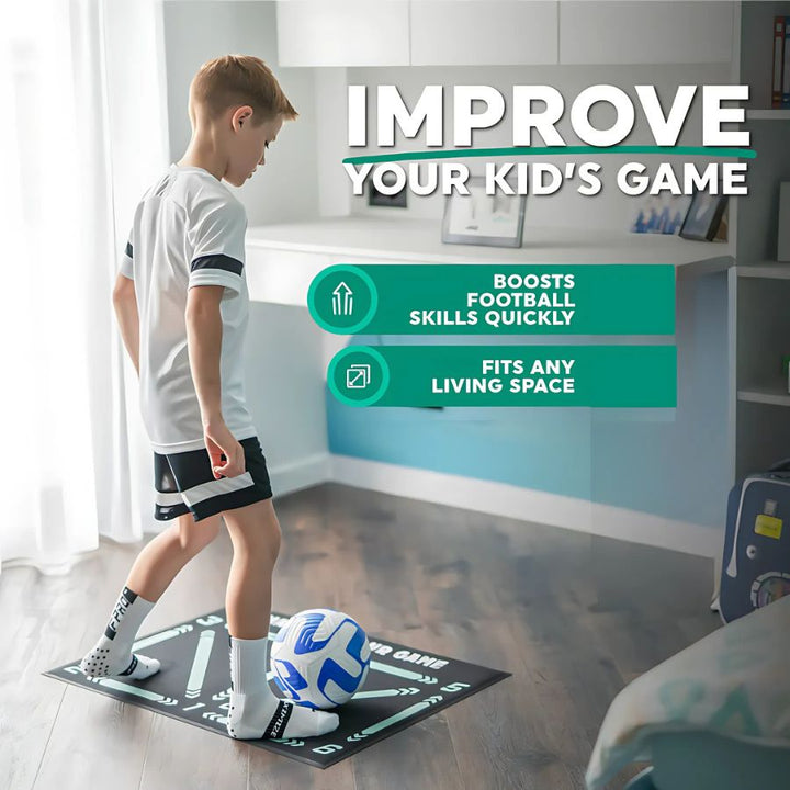 "Fotbollsträningsmatta 90x60cm, blåvit, medföljer videoprogram, optimerad för hemövning i dribbling och koordination."