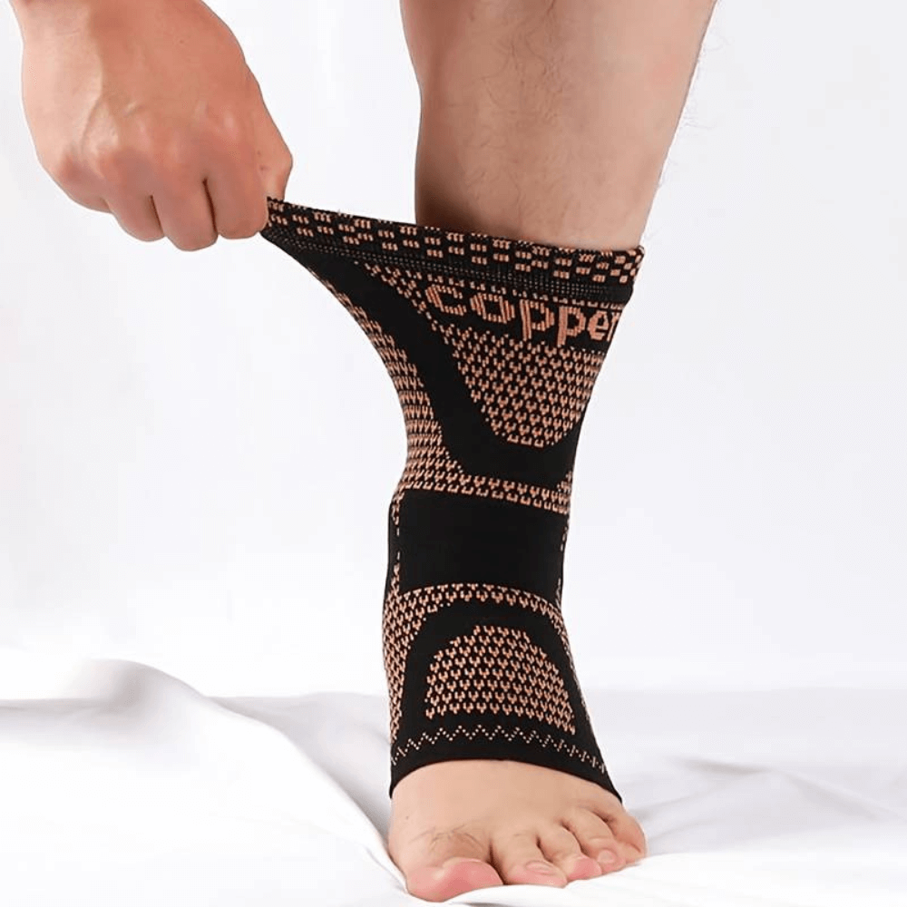 "Fotledsstöd med kompression, svart design, kopparfiber, 2-pack, för sportaktiviteter och vardagsstöd, storlek 36-46."