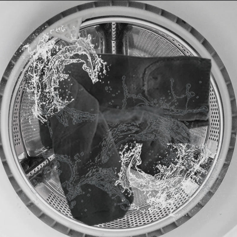 "Grå uppvärmda strumpor för utomhusbruk, kolfiberuppvärmning, justerbara temperaturinställningar, bekväma material."