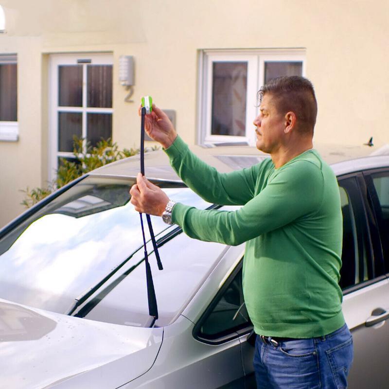 "Gröngul torkarbladsskärare i ABS-plast, kompakt med modern design för snabb och effektiv skärning av torkarblad."