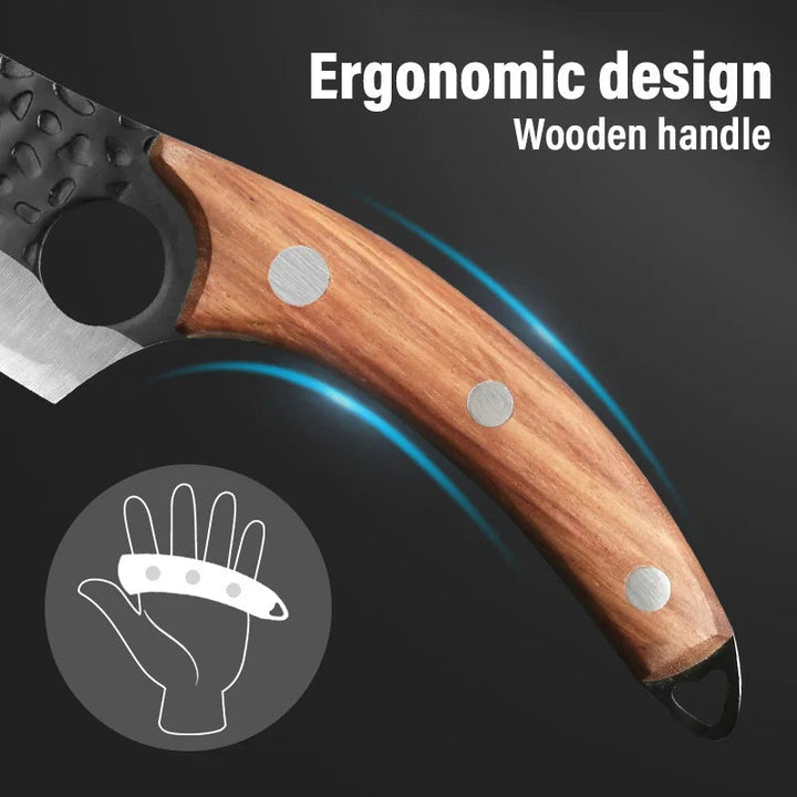 "Handgjord japansk kökkniv med ultraskarpt stålblad och ergonomiskt trähandtag, designad för perfekt skärprecision."