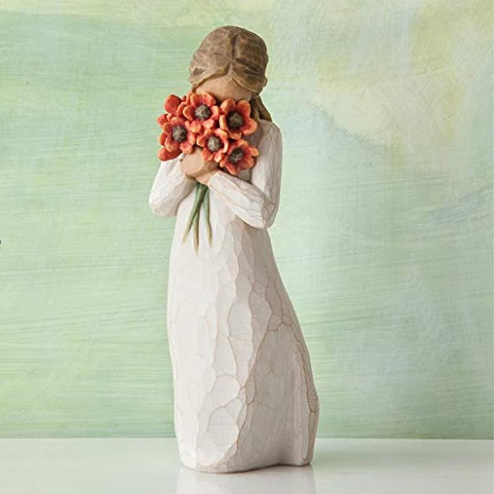 "Handsnidad blomsterdekoration: detaljrika blommor i högkvalitativ harts, perfekt som stilfull inredning eller gåva."