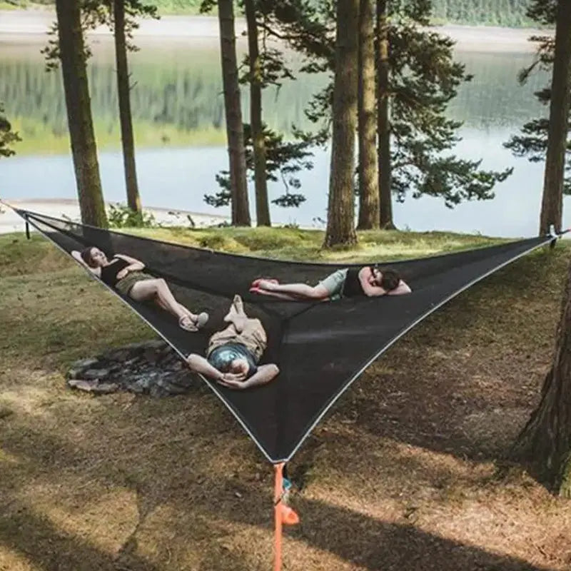 "Hängmatta för flera personer, grön och svart, rymlig och stark design, idealisk för camping och familjeanvändning."