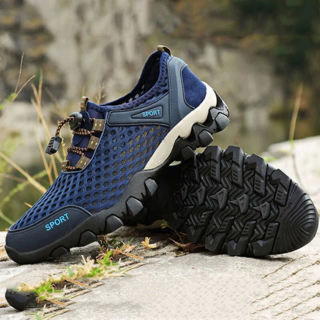 Lätta och andningsbara sportskor för herr, med fokus på ventilation och design