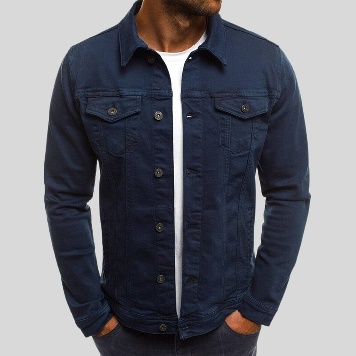"Herr jeansjacka slim fit, framifrån, med praktiska bröstfickor, mångsidig design i klassisk blå denim."