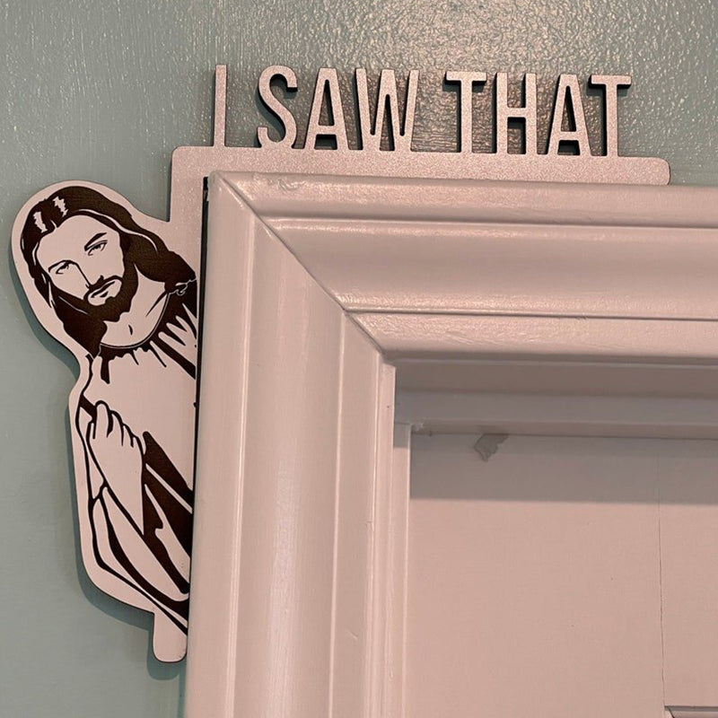 "Humoristisk Jesus dörrhängare i trä, rolig heminredning för en lekfull touch, perfekt skämtpresent."