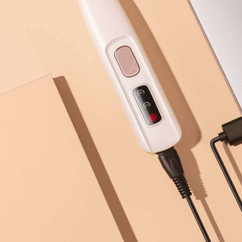 "Husdjursvänlig vit hårtrimmer med LED-lampa, tyst drift, 18 mm blad, vattentålig, för effektiv och säker trimning"